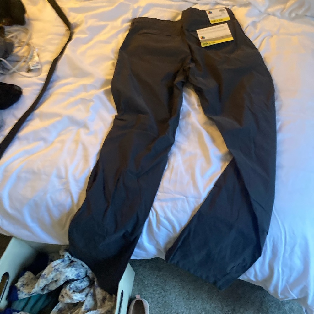 Travel pants - Picture 4 of 5